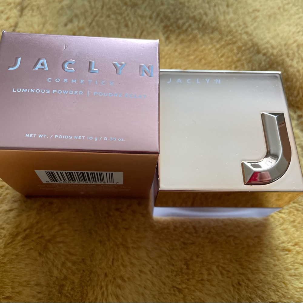 Cosmetics - Picture 6 of 9